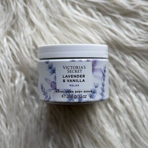Victoria’s Secret Lavender & Vanilla Relax Exfoliating Body Scrub